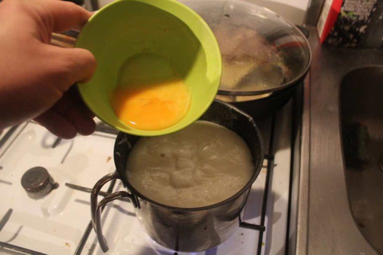 Grießflammerie mit Banane – glatzkoch.de