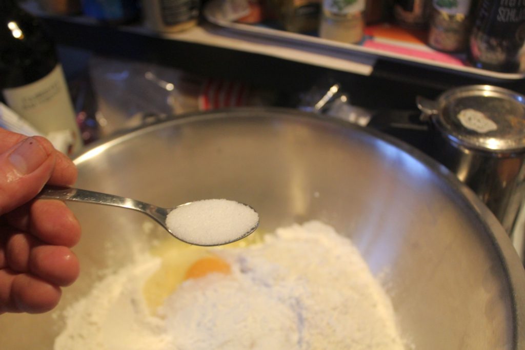 Schnelle Frühstücksbrötchen ohne Hefe – glatzkoch.de