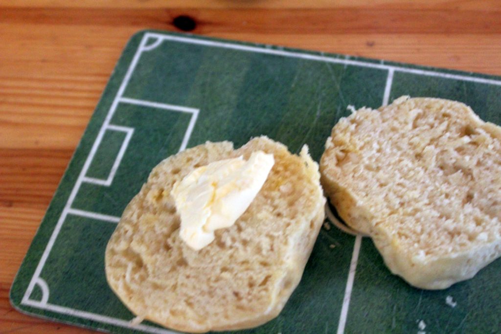 Schnelle Frühstücksbrötchen ohne Hefe – glatzkoch.de
