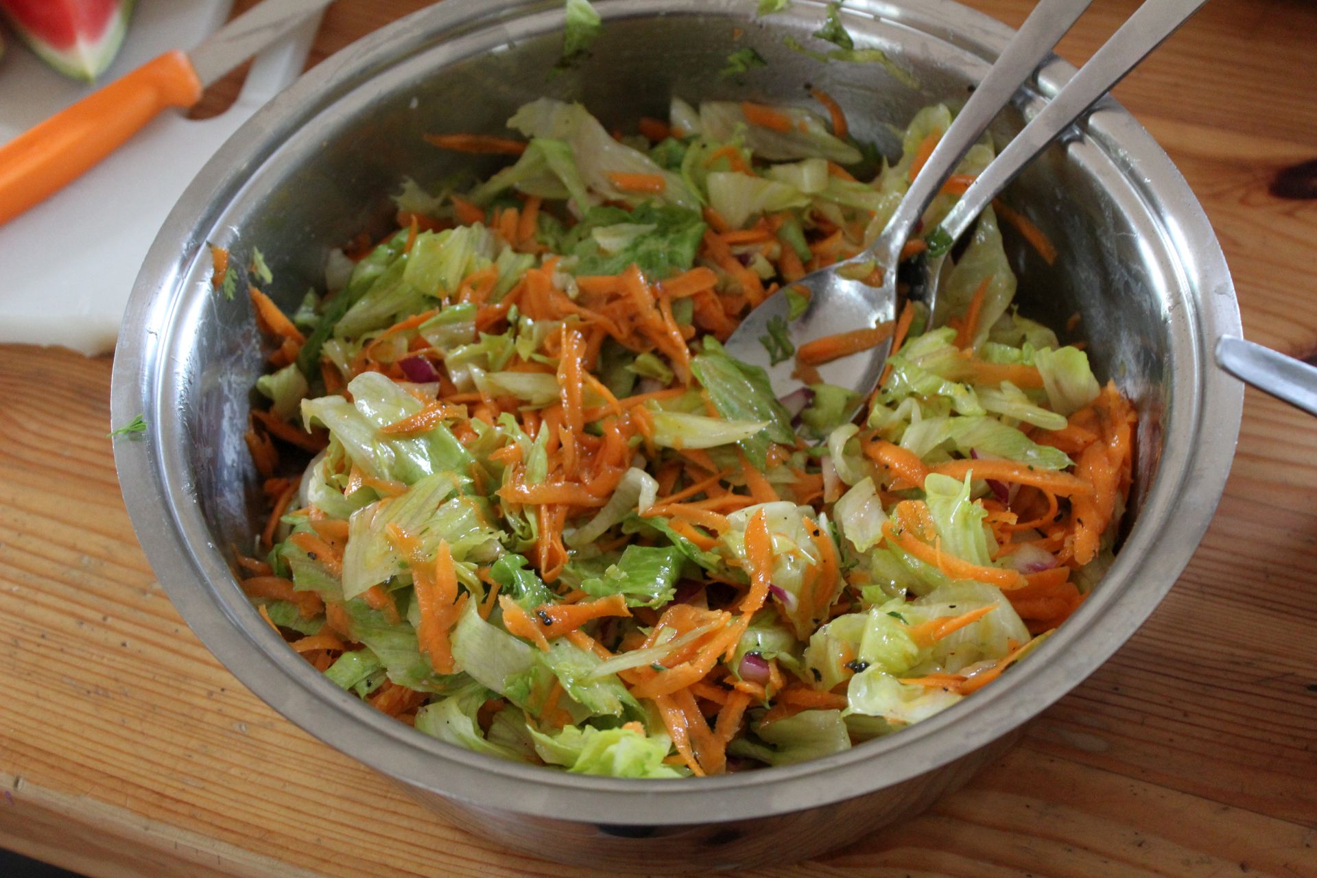 Salat mit Möhren und Eisbergsalat – glatzkoch.de