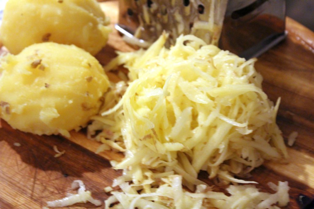 Putenschnitzel mit Kartoffelkruste – glatzkoch.de