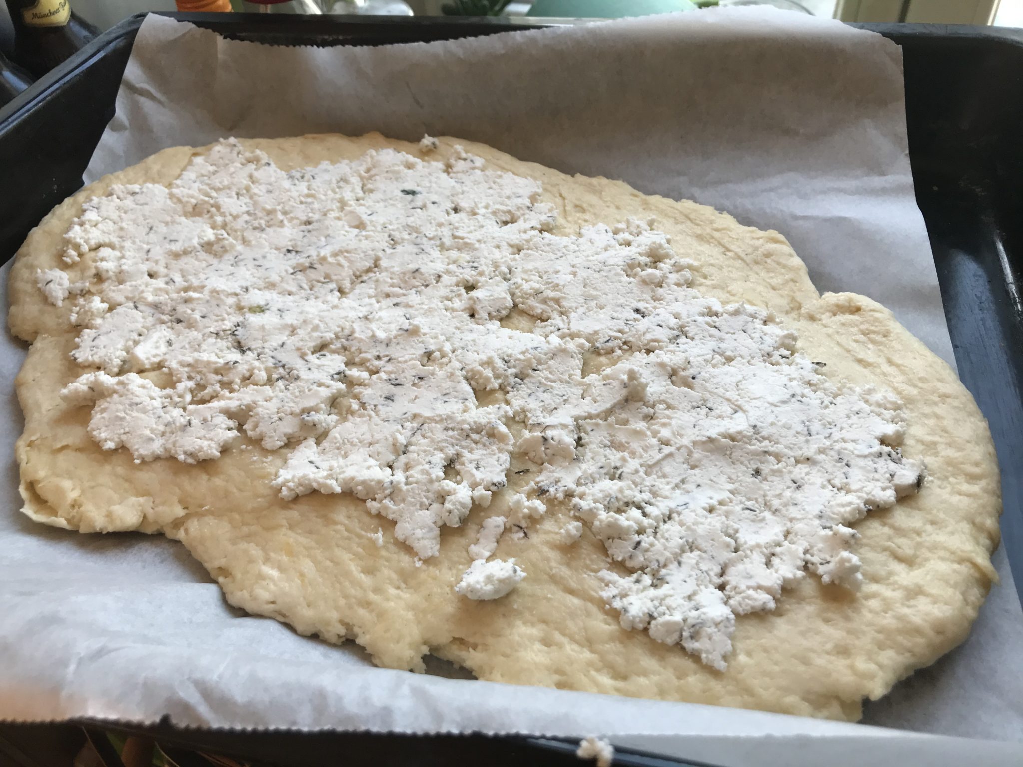 Teigfladen mit Ziegenkäse und Chiliöl – glatzkoch.de